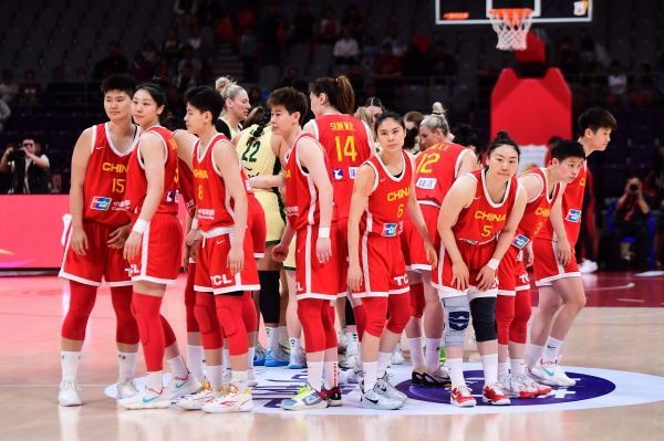 12岁易建联接班人横空出世！背后的真相揭露了，中国篮球衰落原因 女篮困境启示录