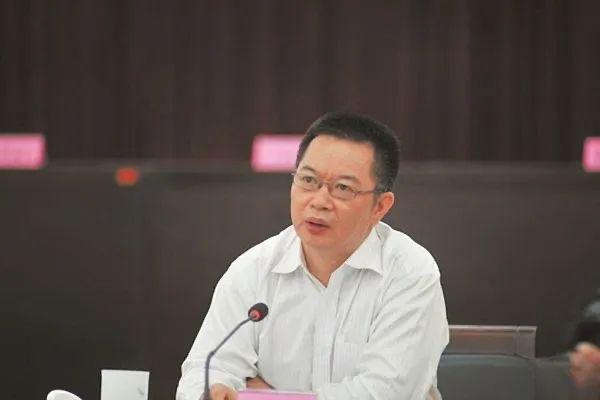 退休8年 王筠权被查 金融监管系统反腐持续