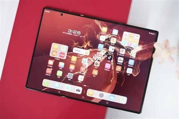 曝华为新款三折叠暂定9月发布 低轨卫星上网功能成亮点