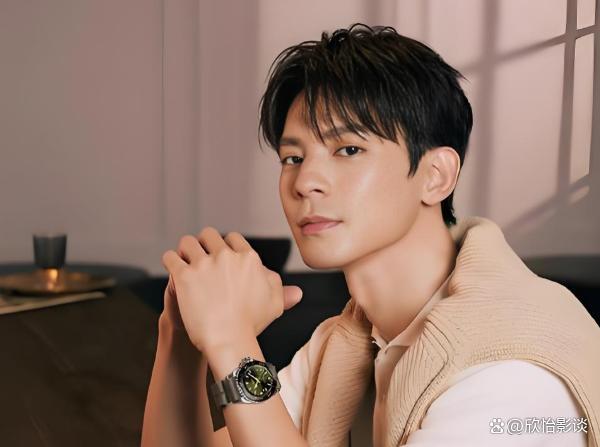 迪丽热巴迷你剧特别邀请常华森 双面人生引发热议