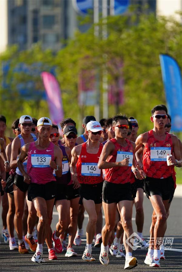男子20公里竞走张俊卫冕 云南名将再夺金