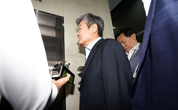 韓國國家情報院前院長趙太庸被起訴