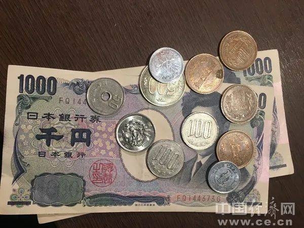 日本国债全线暴跌冲击有多大！黑天鹅，突袭！ 