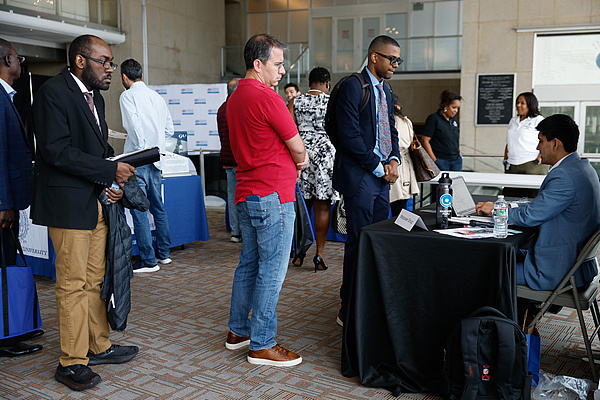 美聯(lián)儲降息25個基點 特朗普：幅度可以更大