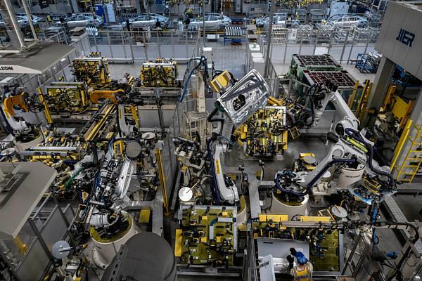 美媒：中国新五年规划建议受全球瞩目 引领全球发展机遇