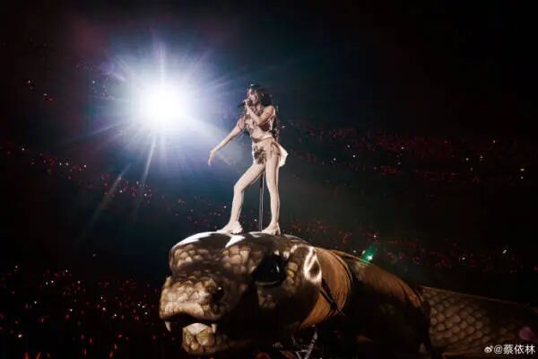 蔡依林pleasure巡回演唱会 坚贞约束虚假信息