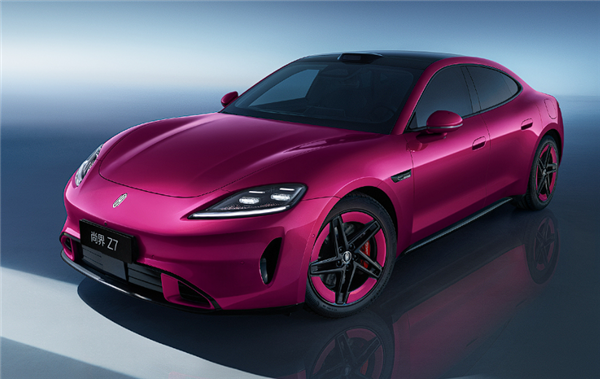 鸿蒙智行首款猎装尚界Z7T官宣