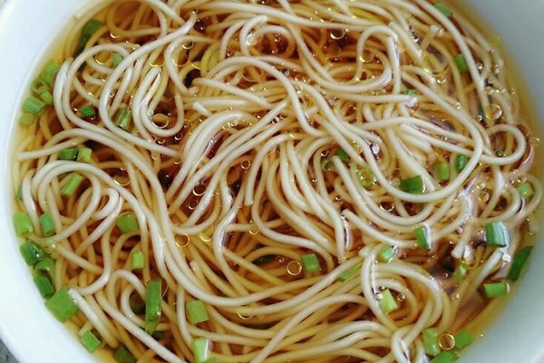 二月二龙抬头你吃过哪些“龙食” 春饼面条炸糕齐上阵