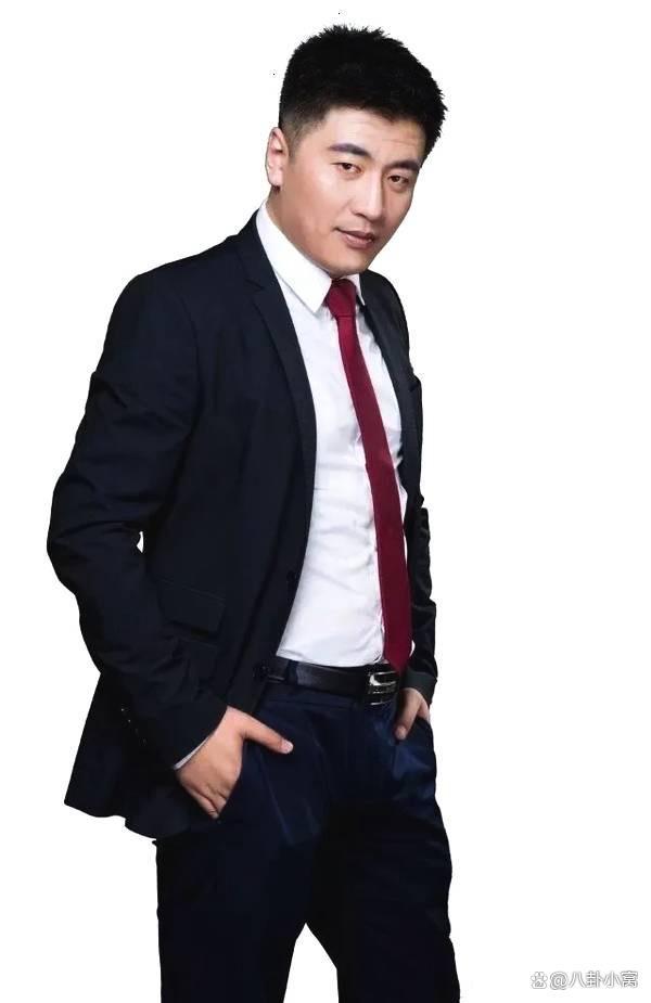 合伙人回应张雪峰疑心脏骤停 舆论场再掀波澜