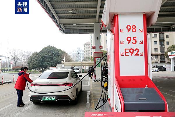 中园石化或涉侵权 商标模仿引争议