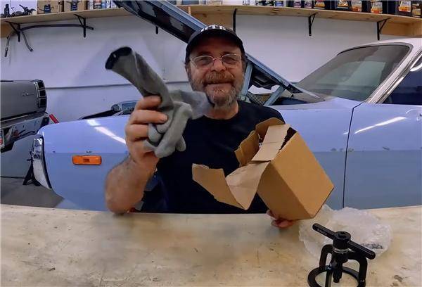 美国机械师吐槽美国电商失去温情