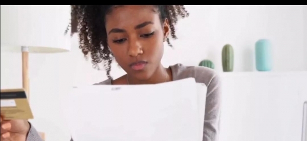 在银行取完钱,千万不要马上离开?原因何在?