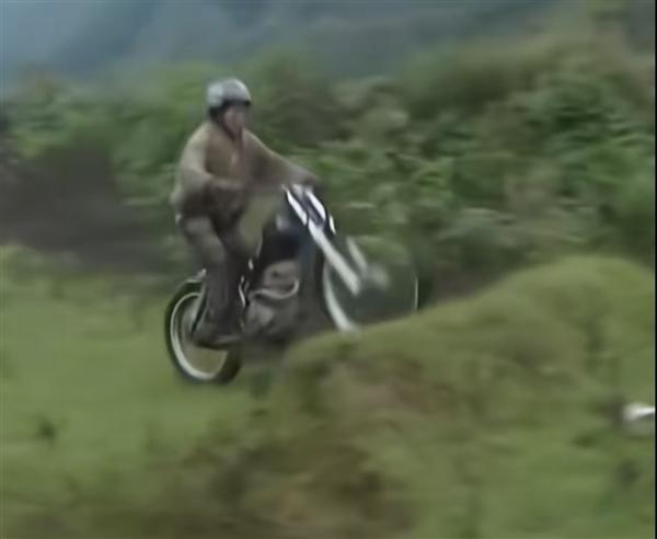 张雪20年前纪录片走红 追梦少年终圆梦