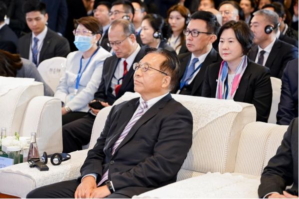 烏茲別克斯坦—中國(guó)(香港)商務(wù)論壇 暨“烏茲別克斯坦制造”展覽在港隆重舉行