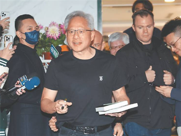 华人AI三巨头将齐聚台北电脑展 算力争夺战序幕