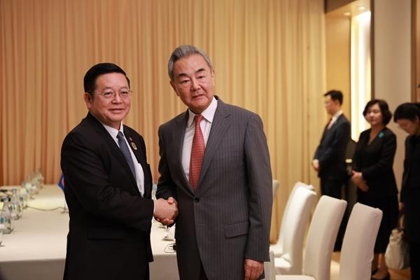 中国睦邻之道在多边主义中闪光