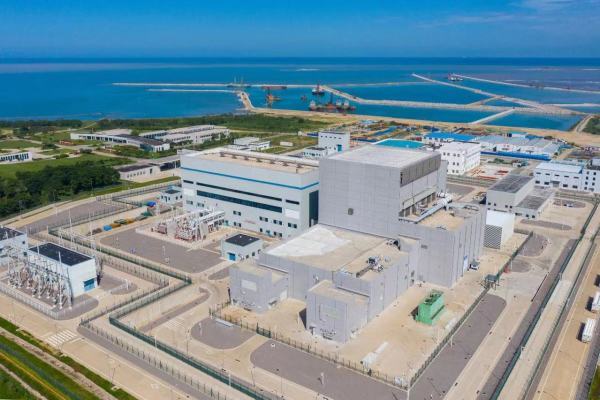 自主知识产权四代核能石岛湾高温气冷堆核电站示范工程在威海荣成并网