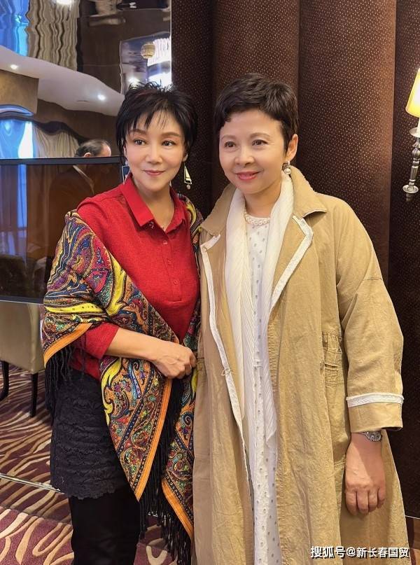 59岁歌手苏红罕见露面，当时演唱《我多想唱》而走红