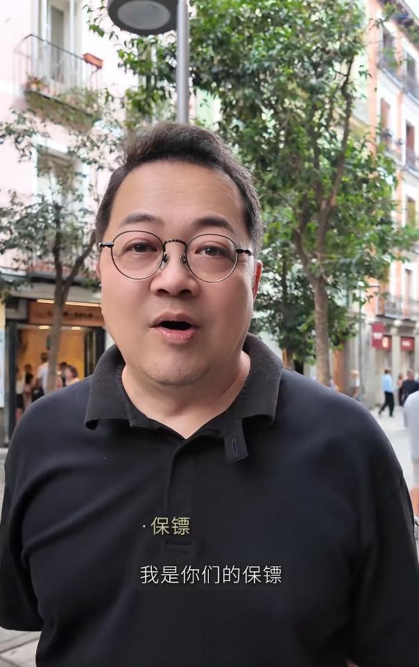 梅婷一家游馬德里 逛街陣營大不同