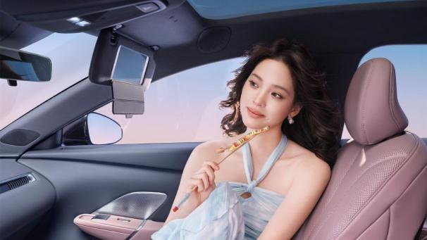 小鹏MONA M03实车曝光 年度改款亮点多