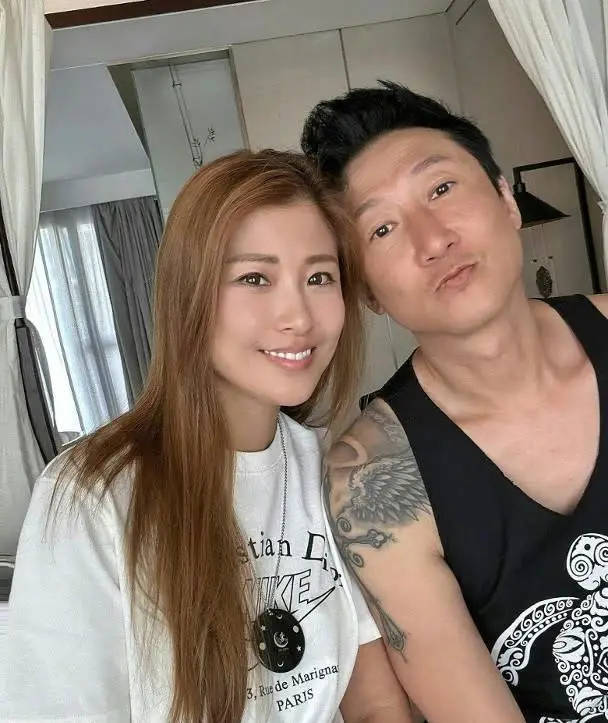 洪金宝儿媳回应出轨传闻 称还是很爱自己的老公