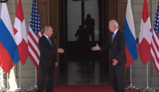 万众瞩目的普拜会登场