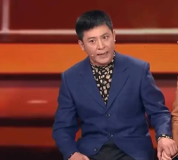 孙涛陪孩子高考:孩子们不容易 当父母的也不容易