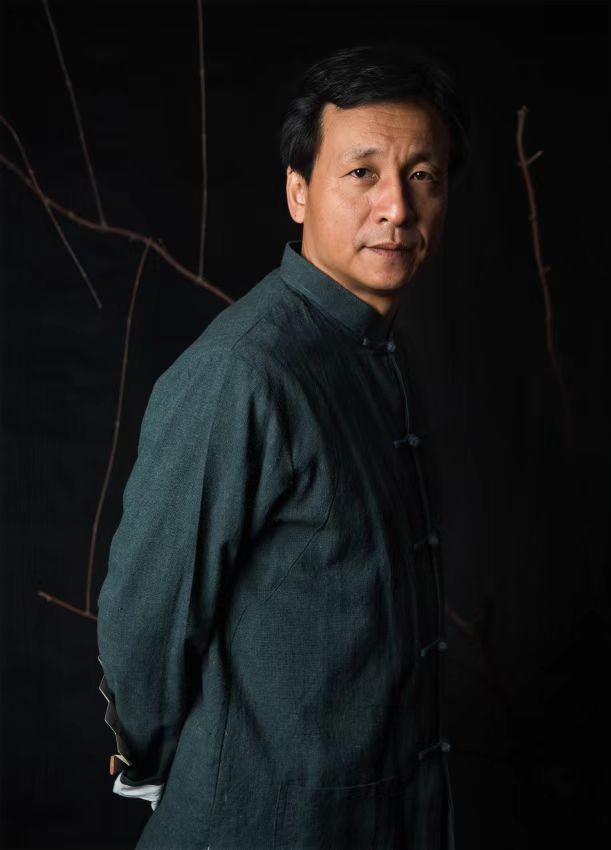 张辉 | 凛然正气中不失侠骨柔情,画面流露出一派豪迈豁达之气