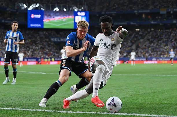 媒体：皇马仍未达到最佳状态 穆帅低调启航