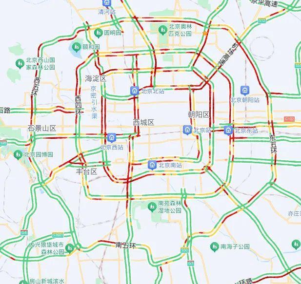 受能见度下降等影响，预计北京今天晚高峰可达严重拥堵