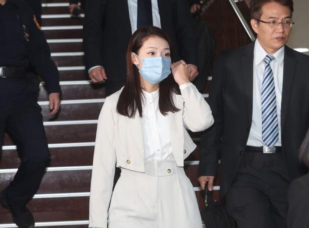 台湾新竹首位女市长涉贪被判7年