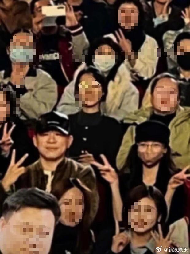 胡彦斌易梦玲恋情曝光 马尔代夫甜蜜瞬间