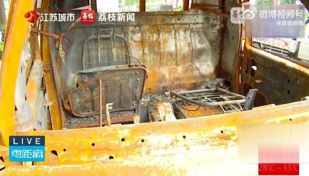 電動貨車疑因加裝倒車影像后自燃 誰應(yīng)該擔(dān)責(zé)