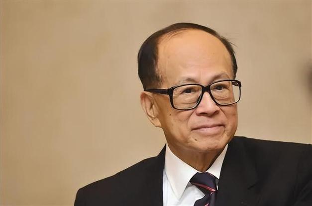 李嘉诚旗下公司市值蒸发超781亿港元 资本市场的严厉反应