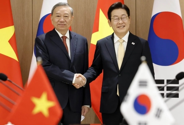 韩越军事合作升温：出售K-9自行火炮，赠送护卫舰