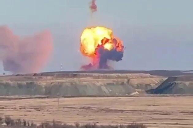 俄军导弹试射失败坠落爆炸 普京遭受重击