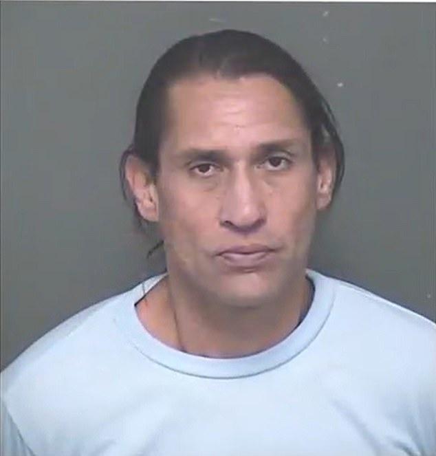 美国男子用电锯杀害女友后自首 因认为女友被“附身”