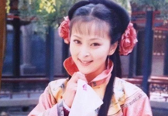 演员何音：离婚那天抱着儿子痛哭，再婚嫁给小9岁许云帆终得幸福