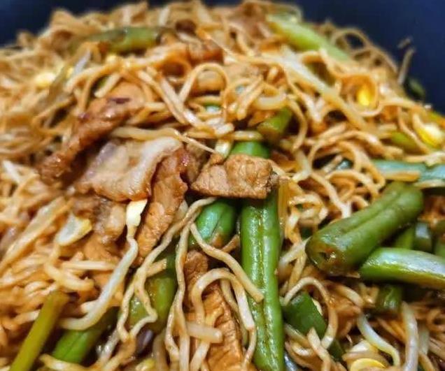 河南老式“蒸卤面”的做法，色香味俱全，赶快学起来吧