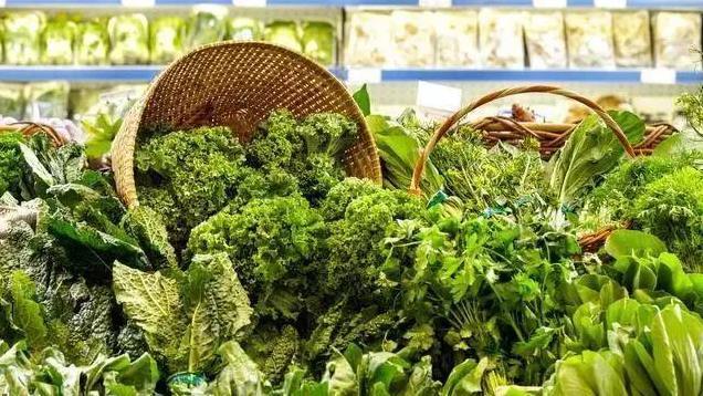 新鲜蔬菜别直接放冰箱，教你正确保存方法，保持新鲜，营养不流失