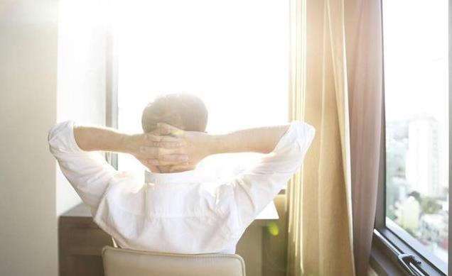 男性静息心率标准揭秘：40-59岁如何通过运动保持最佳状态？