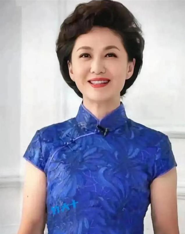 海霞:从青涩新人到荧屏传奇,她用声音征服了观众的心!_新闻看看