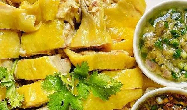 广东人为什么对白斩鸡情有独钟？背后隐藏的文化传承与美味秘密！