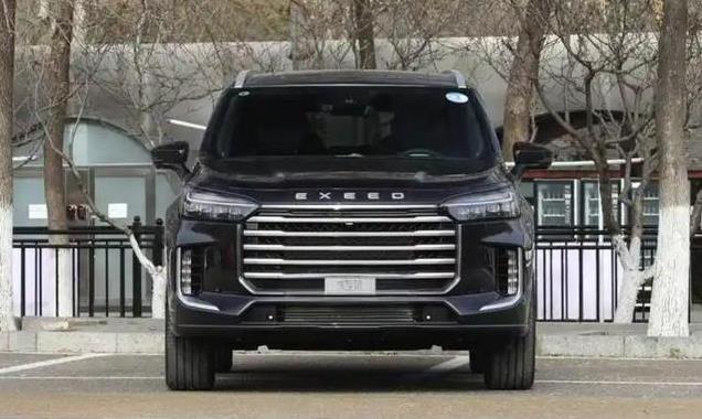 揽月与领克09对比,家庭用车选哪个更合适?性价比谁更高?