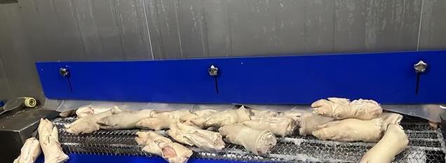 猪蹄如何保持新鲜？超低温速冻技术揭秘，食品保鲜不再难！