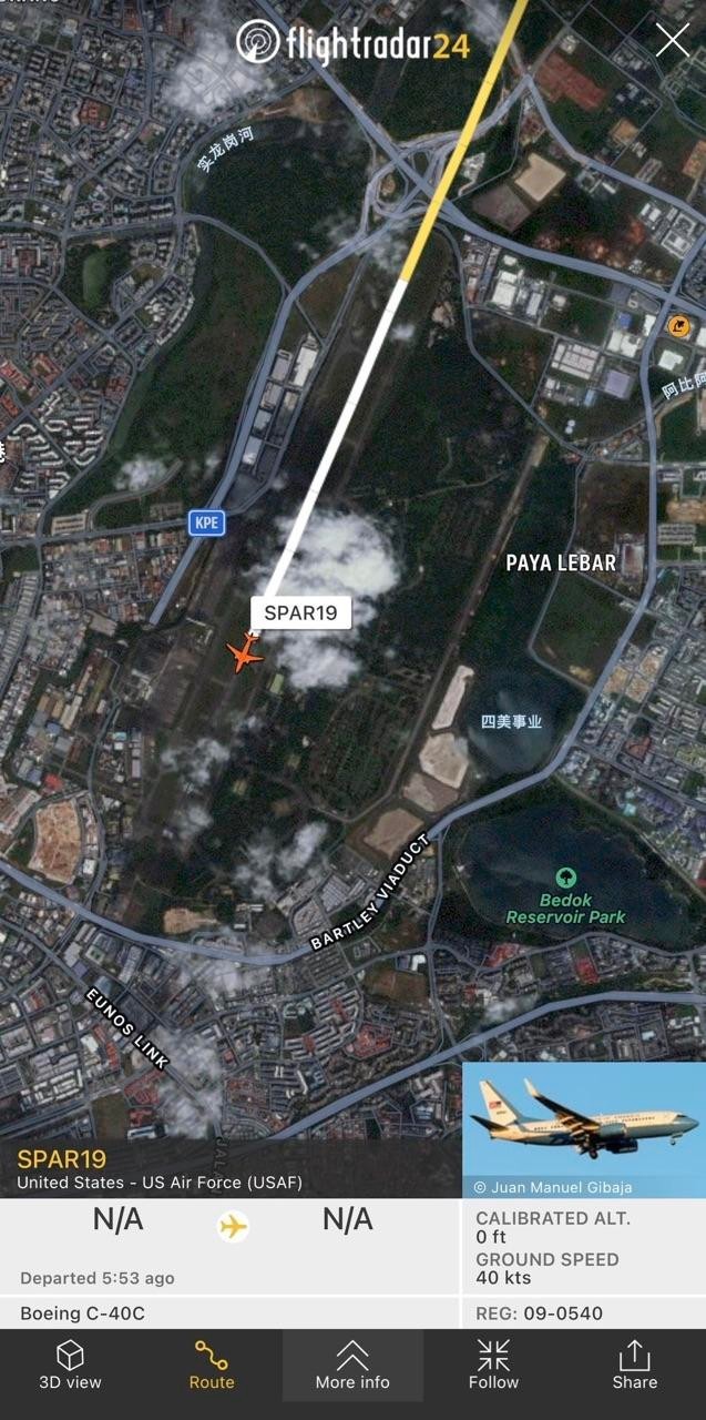  佩洛西专机抵达新加坡 之后有何安排？民众反应如何？