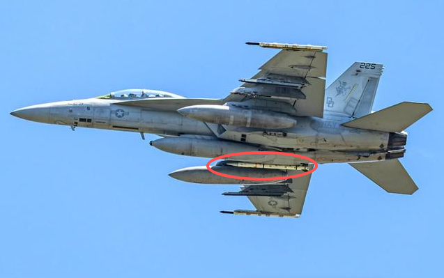 美新远程空空导弹初露真容，能缓解美军的焦虑吗？