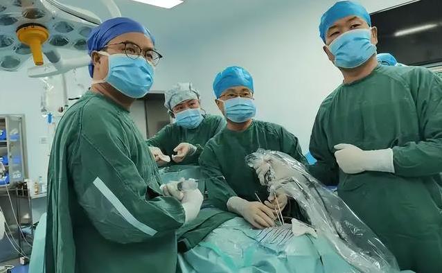 颈椎手术后，他吞咽困难险“卡喉”，医生揭秘3大并发症如何防？