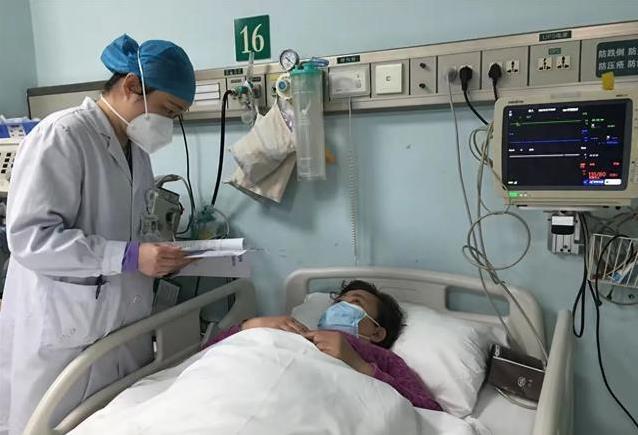 丝瓜炒鸡蛋吃出事，毒倒一家三口，真凶藏在菜里？