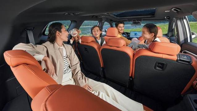 12万买7座SUV神车？豪越L空间逆天，10.99万真香！